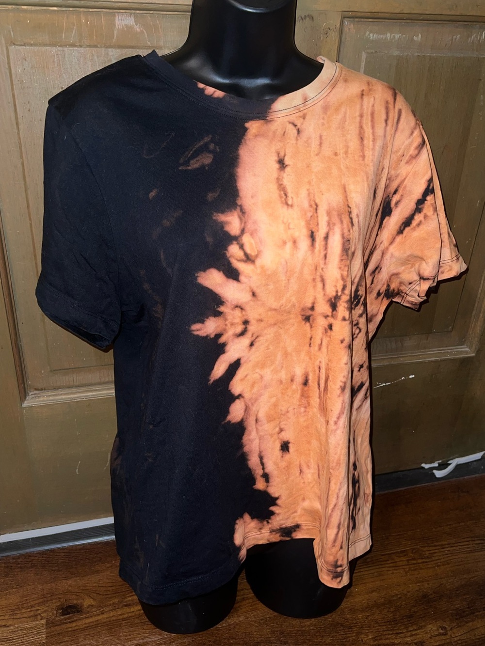Handmade Black Tie Dye Shirt Split Dye Orange Short Sleeve Goth Grunge Size XL - Picture 3 of 9